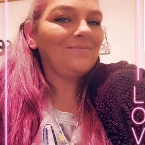 Meet your Posher, Katina